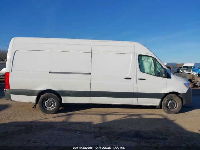 W1Y4NCHYXPT153665 Mercedes-Benz Sprinter 2500 High Roof 4-cyl Diesel Ho