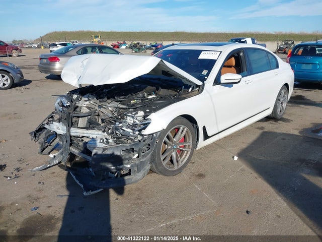 BMW 2018 2018 WBA7F2C57JB238575 Image 2