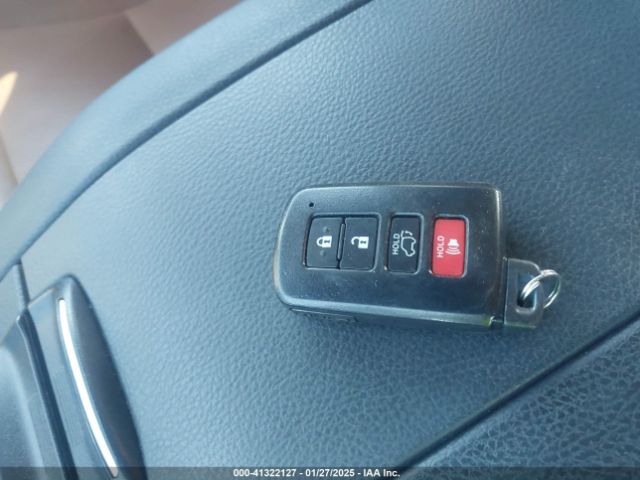 5TDDZRFH9KS988677 Toyota Highlander Limited Platinum
