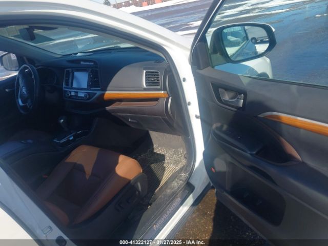5TDDZRFH9KS988677 Toyota Highlander Limited Platinum