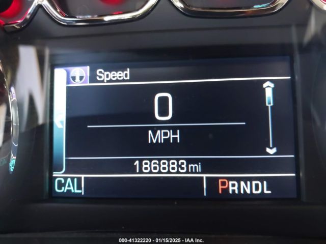 1GNSKBKC4KR272918 Chevrolet Tahoe Lt