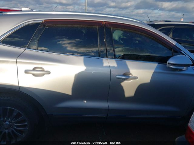 5LMCJ3C94GUJ28811 Lincoln Mkc Reserve