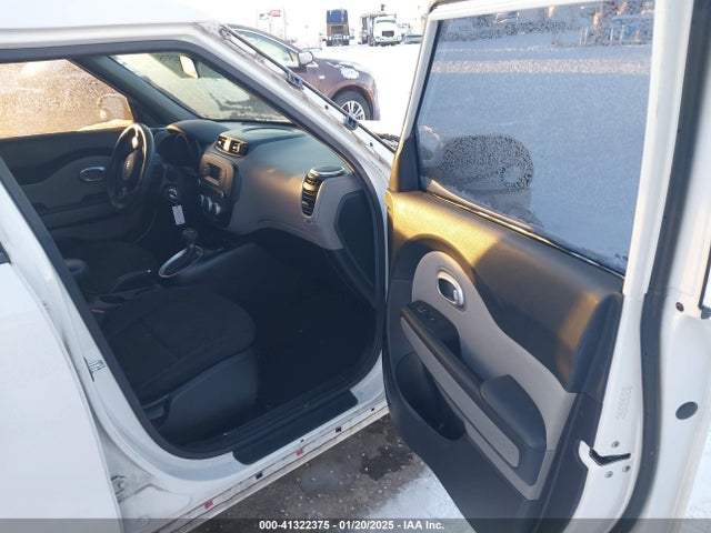 KIA Soul 2014 KNDJN2A23E7058605 Image 5