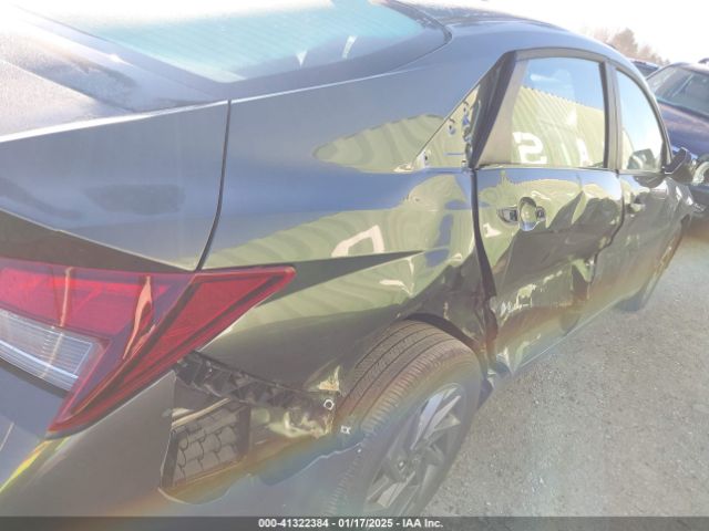 KMHLM4DG3RU686052 Hyundai ELANTRA SEL