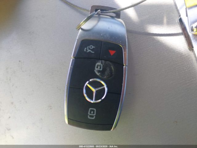 W1K5J4GB4LN108944 Mercedes-Benz CLA 250