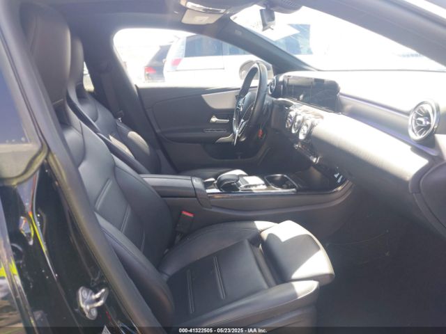 W1K5J4GB4LN108944 Mercedes-Benz CLA 250