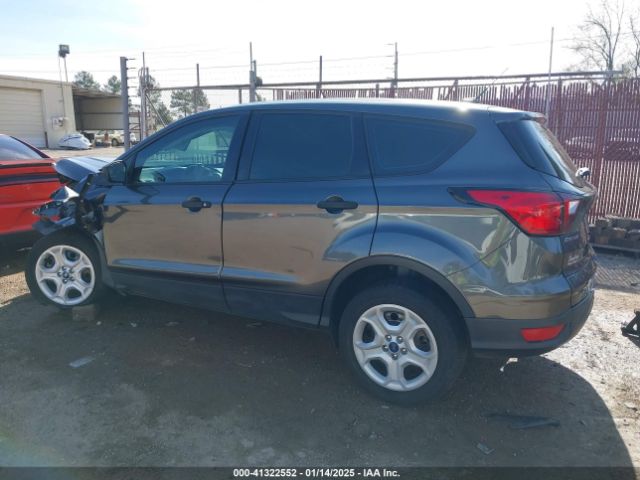 1FMCU0F78KUB26457 Ford ESCAPE S