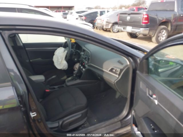 2020 HYUNDAI ELANTRA 5NPD74LFXLH553413 Photo 4
