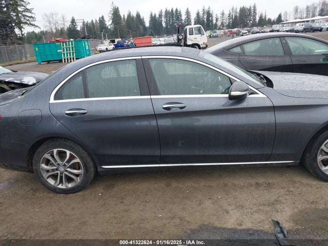 55SWF4KB9FU073570 Mercedes-Benz C 300 4matic/luxury 4matic/sport 4matic