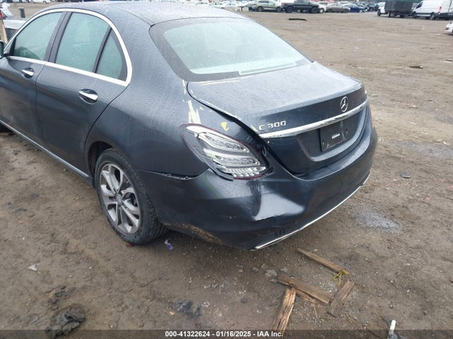 55SWF4KB9FU073570 Mercedes-Benz C 300 4matic/luxury 4matic/sport 4matic