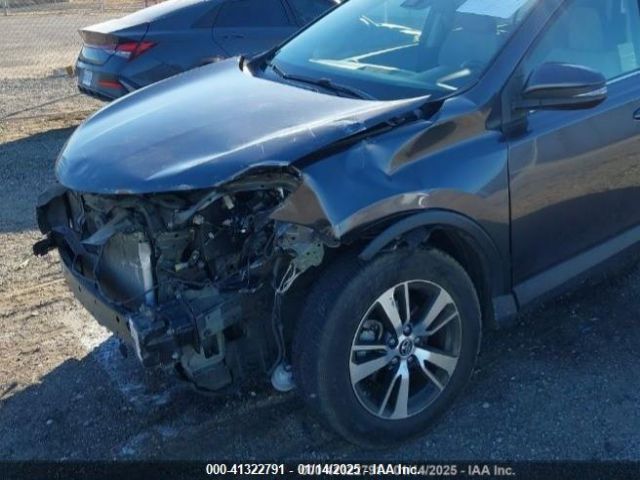 JTMWFREV9HJ702244 Toyota Rav4 Xle