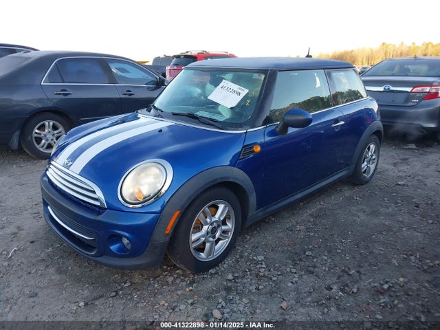 2012 MINI COOPER WMWSU3C54CT543857 Photo 1