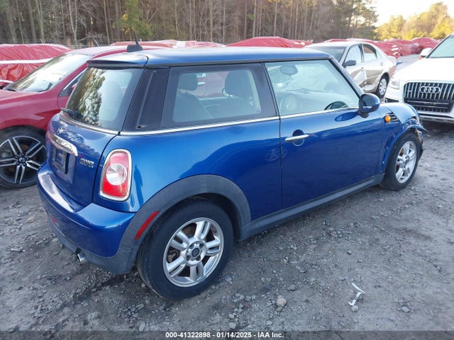 2012 MINI COOPER WMWSU3C54CT543857 Photo 3