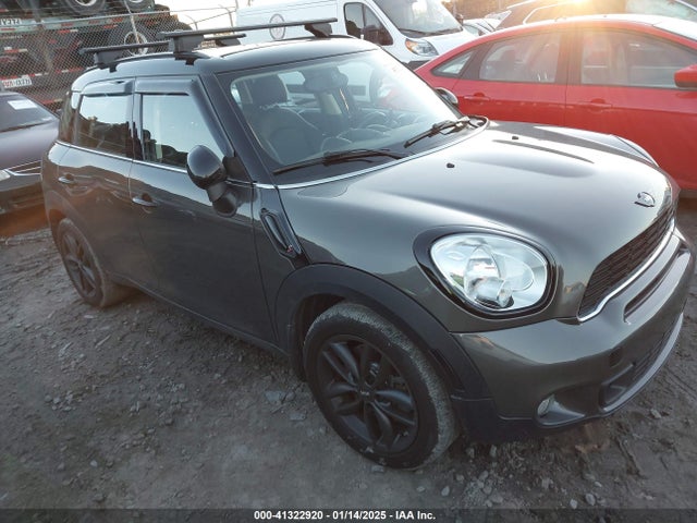 2011 MINI COOPER S COUNTRYMAN WMWZC3C5XBWL78671 Photo 0