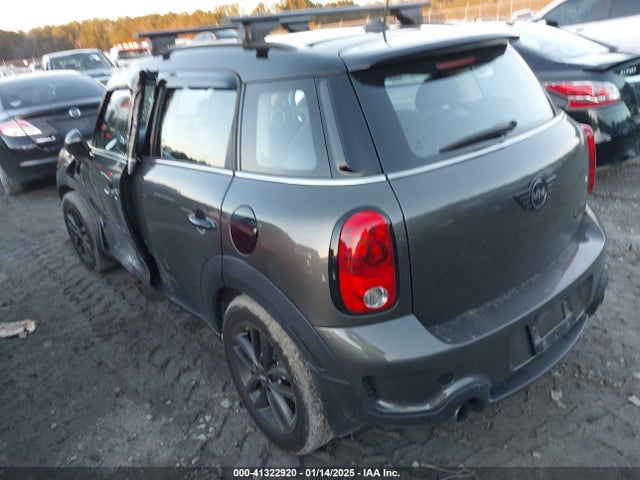 2011 MINI COOPER S COUNTRYMAN WMWZC3C5XBWL78671 Photo 2