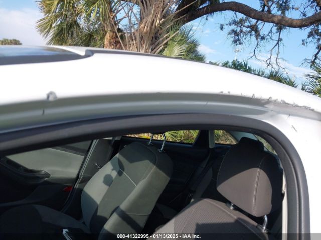 1FADP3E26EL356165 Ford FOCUS S