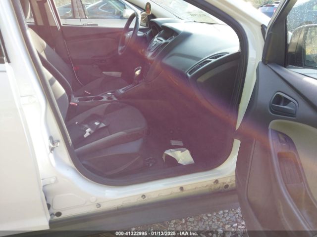 1FADP3E26EL356165 Ford FOCUS S