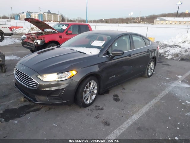 Ford Fusion Hybrid Se 2019 3FA6P0LU6KR192778 Image 2