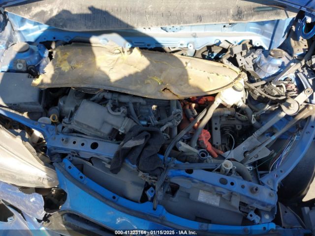 JTDKDTB37F1112044 Toyota Prius C Two