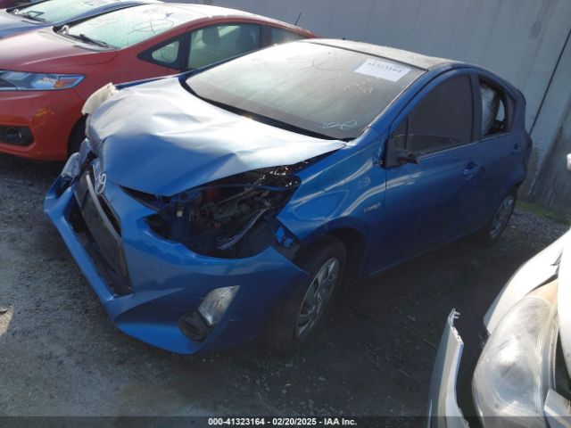 JTDKDTB37F1112044 Toyota Prius C Two