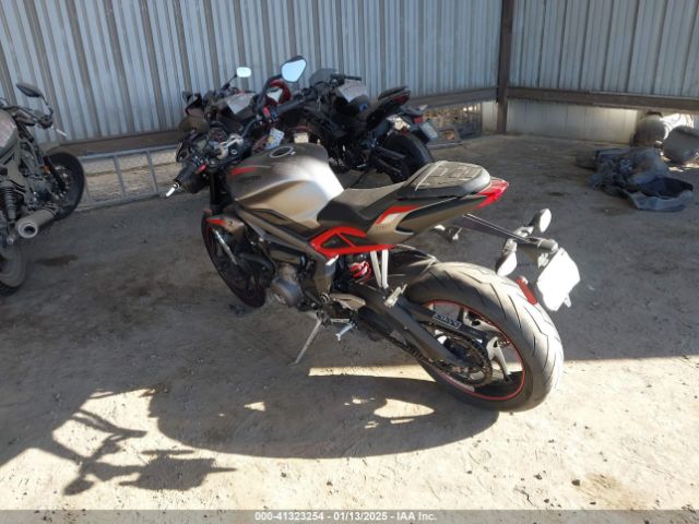 2020 TRIUMPH MOTORCYCLE STREET TRIPLE SMTA534D4LTAA1188 Photo 2