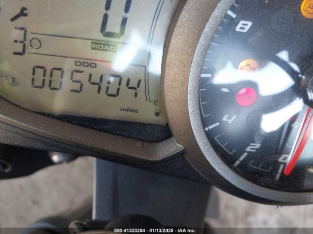 2020 TRIUMPH MOTORCYCLE STREET TRIPLE SMTA534D4LTAA1188 Photo 6