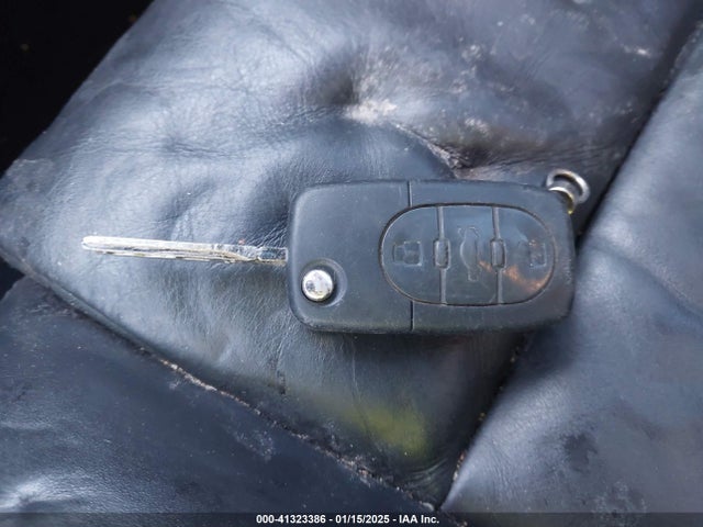 2006 AUDI TT TRUPD28N861009875 Photo 10