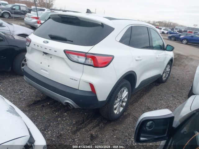1FMCU9G62NUA60759 Ford ESCAPE SE