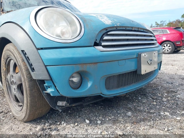 2008 MINI COOPER WMWMF33598TU64629 Photo 5