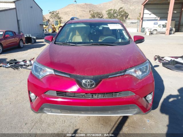 2T3WFREV2JW522692 Toyota Rav4 Adventure/xle