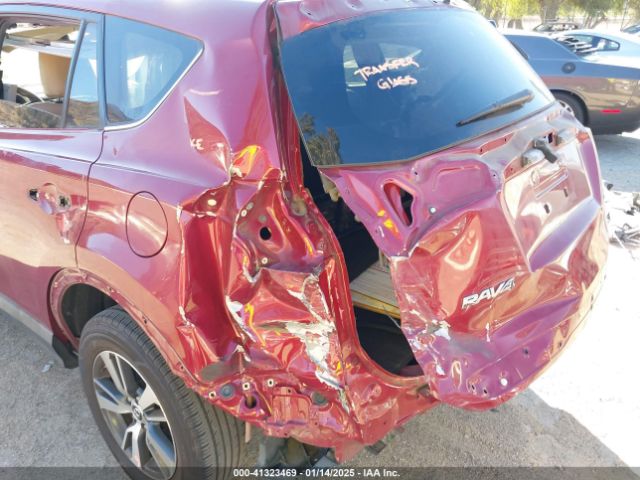 2T3WFREV2JW522692 Toyota Rav4 Adventure/xle