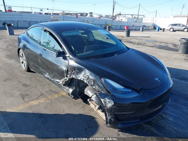 2022 TESLA MODEL 3 5YJ3E1EB7NF252125 Photo 0