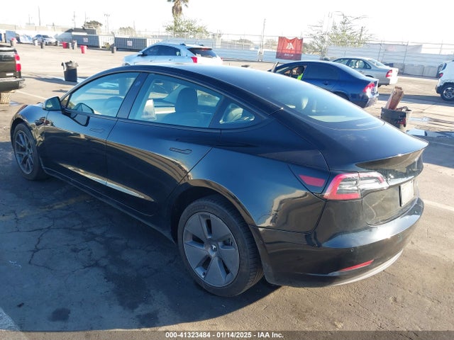 2022 TESLA MODEL 3 5YJ3E1EB7NF252125 Photo 2