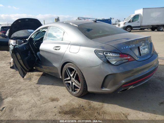 WDDSJ4GB9JN647432 Mercedes-Benz CLA 250 4MATIC