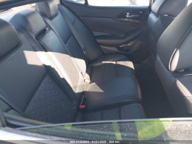 1N4AA6APXJC385699 Nissan Maxima 3.5 Platinum