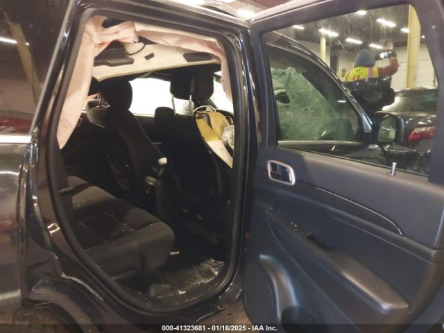 1C4RJFAG9EC319633 Jeep Grand Cherokee Laredo