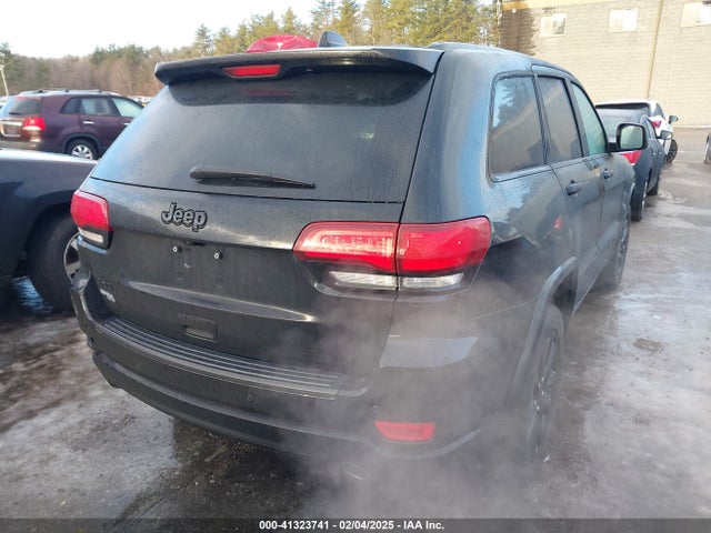 1C4RJFAG6MC599672 Jeep Grand Cherokee Laredo X 4x4
