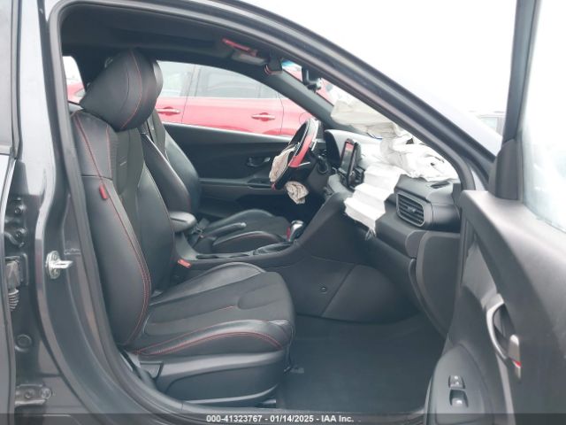 KMHTG6AF1MU032870 Hyundai Veloster 2.0 Premium