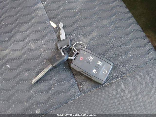 1GNSCAKC1FR262411 Chevrolet Tahoe Ls