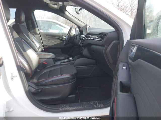 1FMCU0MN8PUA08482 Ford Escape St-line