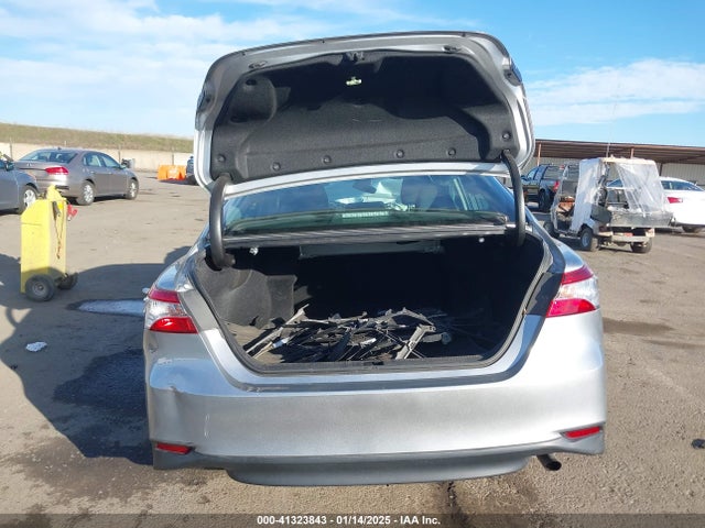 Toyota CAMRY LE 2020 4T1C11AK9LU975346 Image 15