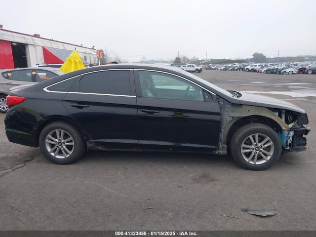 Hyundai SONATA SE 2016 5NPE24AF1GH378464 Image 14