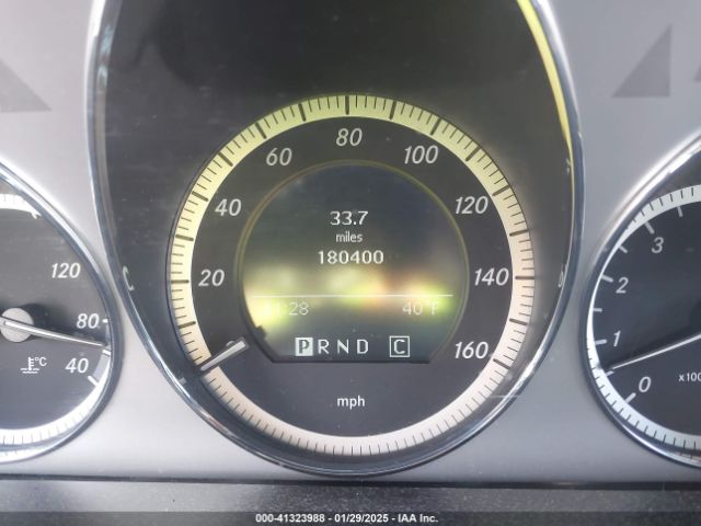 2010 MERCEDES-BENZ C-CLASS WDDGF8BB5AR126500 Photo 6
