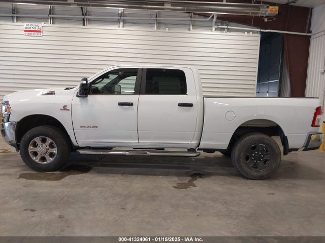 2024 Ram 2500 Big Horn  4x4 6'4 Box მანქანა იყიდება აუქციონზე, vin: 3C6UR5DL9RG340353, აუქციონის ნომერი: 41324061