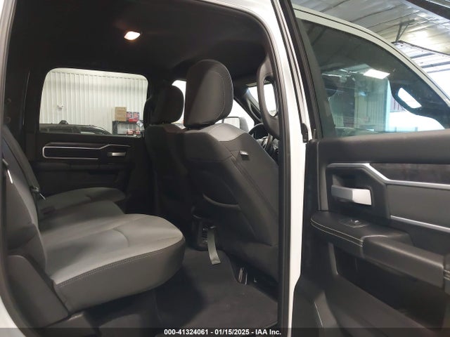 2024 Ram 2500 Big Horn  4x4 6'4 Box მანქანა იყიდება აუქციონზე, vin: 3C6UR5DL9RG340353, აუქციონის ნომერი: 41324061
