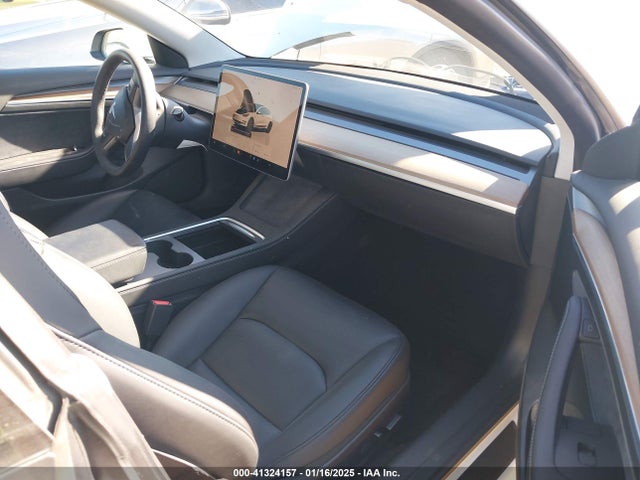 2023 TESLA MODEL 3 5YJ3E1EA7PF432960 Photo 4