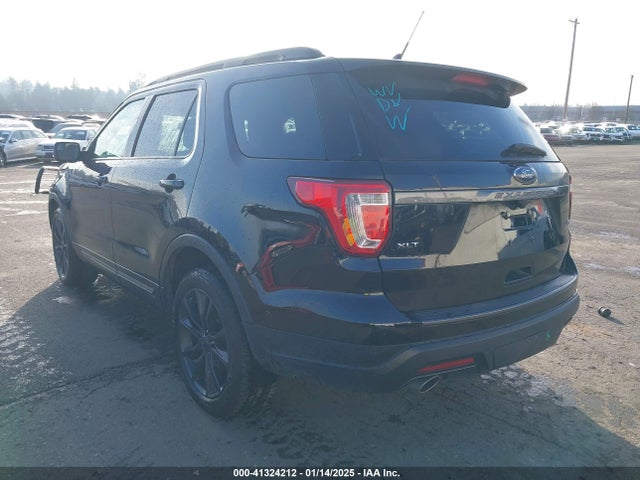 Ford EXPLORER XLT 2018 1FM5K8D88JGC55899 Image 3