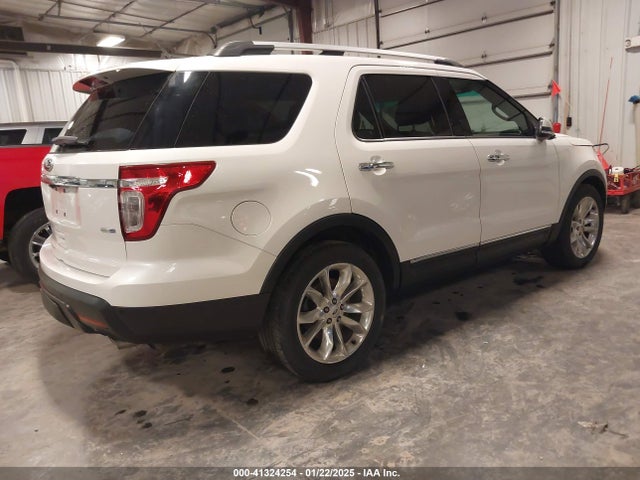 Ford Explorer Limited 2014 1FM5K8F89EGB52915 Image 4