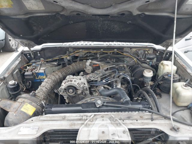 1990 MITSUBISHI MONTERO JA4GJ31S6LJ002289 Photo 9