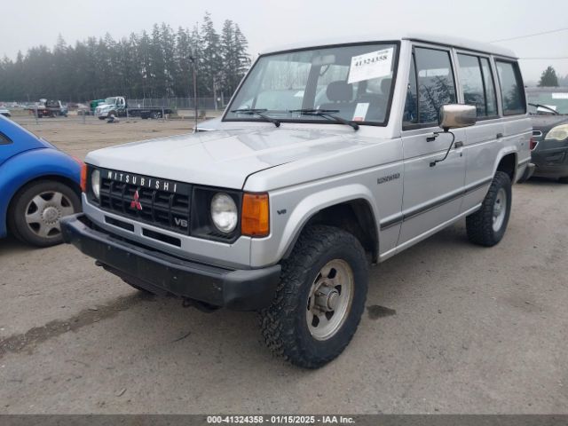 1990 MITSUBISHI MONTERO JA4GJ31S6LJ002289 Photo 1